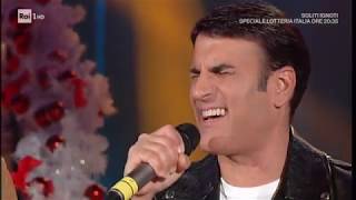 Sal Da Vinci canta "Nanà" - Domenica In 06/01/2019