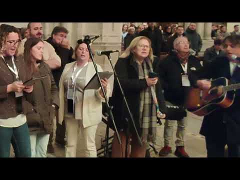 En Clave de Dios - Santo es el Señor mi Dios