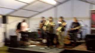 Military Arcade &amp; Heronshaw performing a duet at the HMS SULTAN summer show.