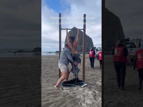 I did PULL-UPS in a 35lb Silicone Mermaid Tail 👀💪 #mermaid #shorts