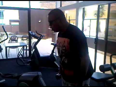 Angger Dimas's Tour Moment: Oliver Twizt's "Workout"