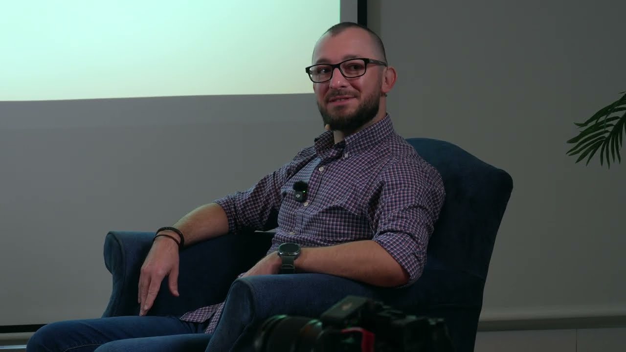 Rossmann Repair chief technician interviewed at Acelab Techweek conference