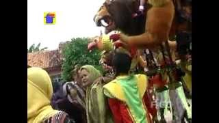 Download lagu BUAYA DIKADALI -SINGDUT PUTRA GENADES.mkv mp3