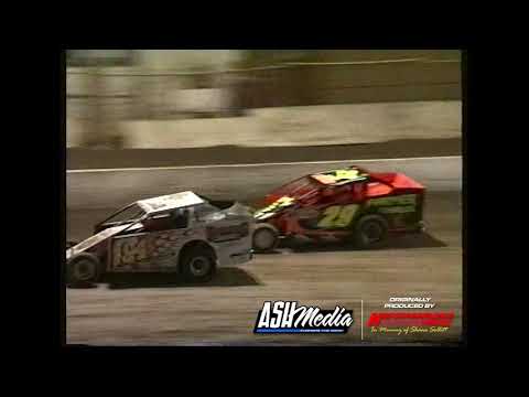 V8 Dirt Modifieds: 2003 Gold Cup - A-Main - Archerfield Speedway - 27.12.2003