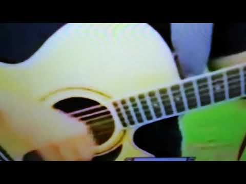 Juanes cantando el aguardientero de los trovadores del recuerdo
