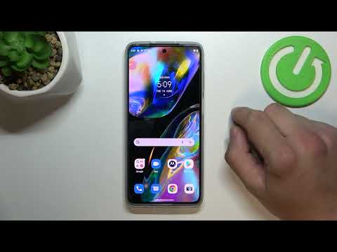 Motorola Moto G82 - How To Remove & Restore Phone Icon From Home Screen
