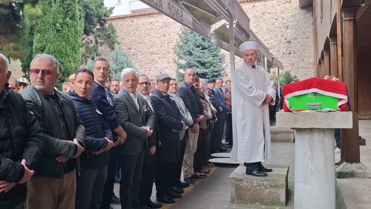 Başkan Hamza İnce dualarla toprağa verildi