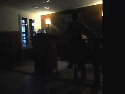 Hermano potito en la iglesia del POLIGONO NORTE ! (1)