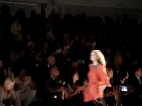 ETRO Fashion Show Spring-Summer 2009-Anna Wintour first row