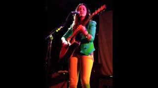 Sara Bareilles- &quot;Let the rain&quot; special version!