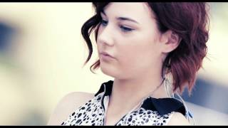 Bella Ferraro- Set Me On Fire |Traducida al español|