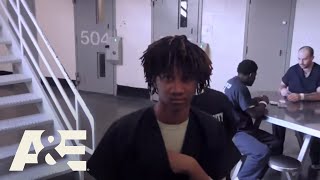 60 Days In: The Pod Bully (Season 4 Flashback) | A&amp;E