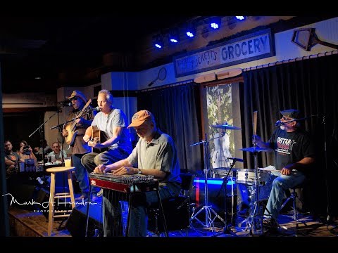 Roger Alan Wade - Gonna Be Dumb Gotta Be Tough (JackAss Movie)