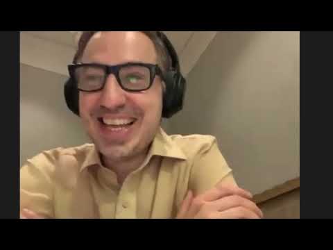 Christian Gabel blir intervjuad av Carl-Magnus Eriksson