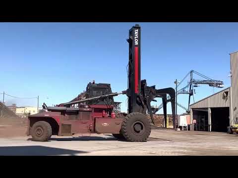 2017 TAYLOR XLS-1000 Forklifts | JYC EQUIPMENT (1)