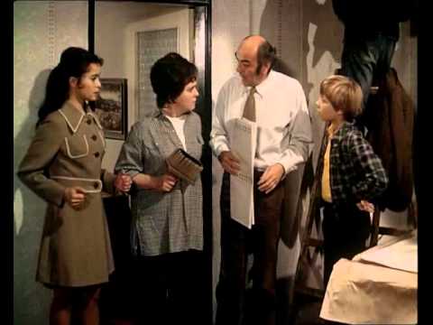 Muj bracha ma prima brachu - Tapetování