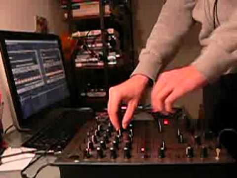 Tech House || TenMinMix || December 2010