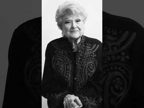 97 years old: Marilyn Maye sings Give Me the Simple Life (2025) #shorts #broadway