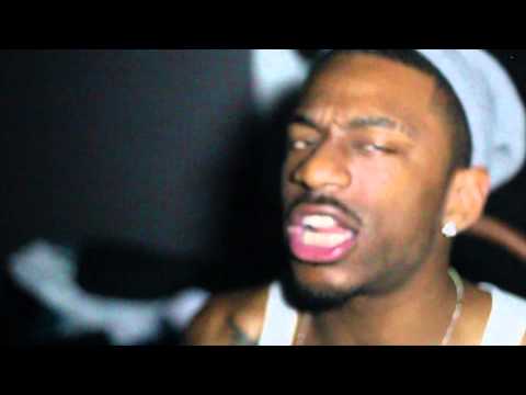 Dominion Boy Cliff Tux - The Intro