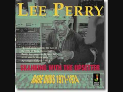 Lee Perry - Skanking with the Upsetter Rare Dubs Perry in Dub