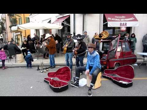 Cactus Quillers cantano Road To Nowhere