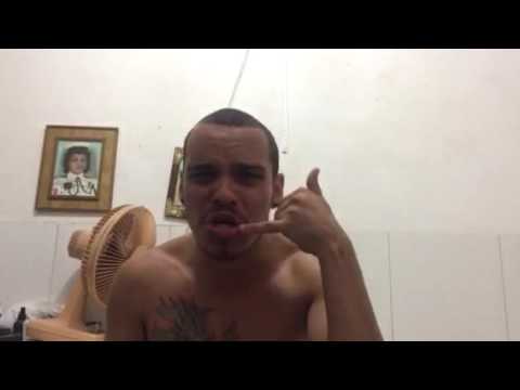 FIQUEI BEBO E ME DEI MAL