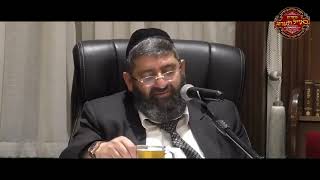 הרב אייל עמרמי - ריקודים בכל מצב (הרב אייל עמרמי) - התמונה מוצגת ישירות מתוך אתר האינטרנט יוטיוב. זכויות היוצרים בתמונה שייכות ליוצרה. קישור קרדיט למקור התוכן נמצא בתוך דף הסרטון