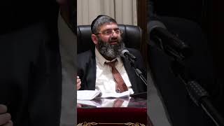 איך אתה בא לבית כנסת? (הרב אייל עמרמי) - התמונה מוצגת ישירות מתוך אתר האינטרנט יוטיוב. זכויות היוצרים בתמונה שייכות ליוצרה. קישור קרדיט למקור התוכן נמצא בתוך דף הסרטון