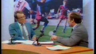 Gary Newbon &amp; Jimmy Greaves Footbal argument Central TV (1983)
