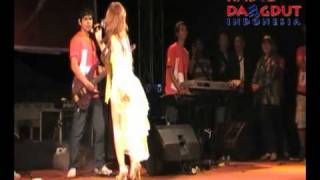 Download lagu Lisa - Keong Racun di Goyang Paskhas Radio Dangdut Indonesia 2010 mp3 Download lagu Lisa - Keong Racun di Goyang Paskhas Radio Dangdut Indonesia 2010 mp3