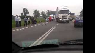 preview picture of video 'wypadek w Topoli Królewskiej D.K. nr1 2013.06.06'