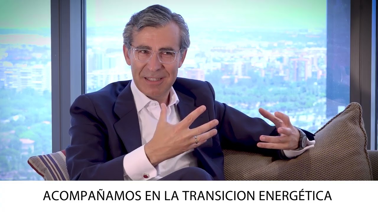 Eugenio Solla i Pablo Hern&aacute;ndez de la Merced debaten sobre sostenibilitat al plat&oacute; del p&ograve;dcast All in the game.