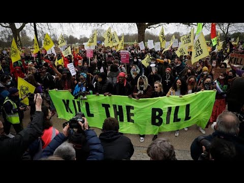 "Kill the Bill": Tausende demonstrieren gegen englisches Polizeigesetz