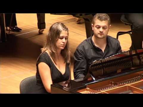 Ravel / Ortolà – Boléro, pour 20 pianos (2011)