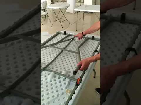 6ft folding table for the legs to be folded