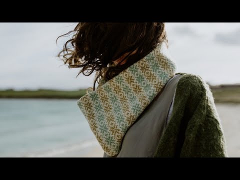 Shetland Wool Week Annual 2021 - Sea Swell Snood | Nicole Coutts