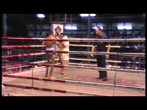 Natty Dodds (Mungkorndam Sityodthong) vs Ngeankoo Meampattaya