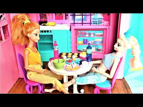 Barbie bedroom Bunk bed Elsa Anna Morning routine Princess Pink Doll house toys बार्बी राजकुमारी घर