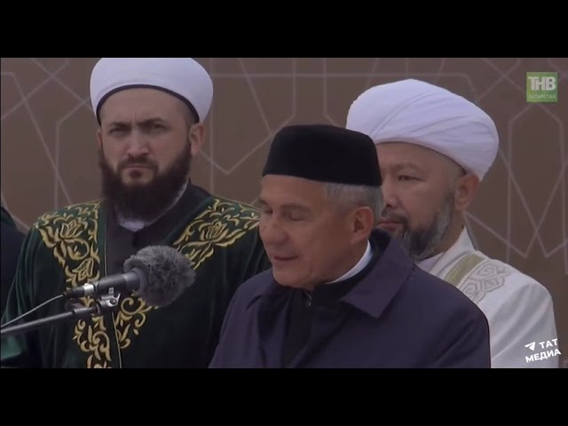 Президент Татарстана выступил на церемонии закладки памятного камня в основание Соборной мечети