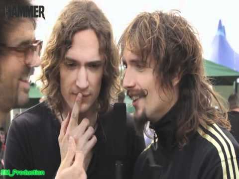 Justin + Dan Hawkins - The Darkness (More than a Feeling)