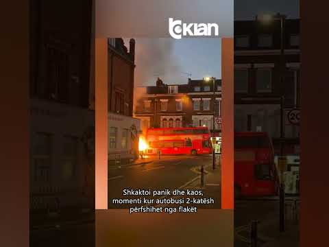 Shkaktoi panik dhe kaos, momenti kur autobusi 2-katësh përfshihet nga flakët