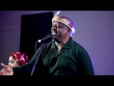 Lona baratang + Sefefo sa Moea Medley