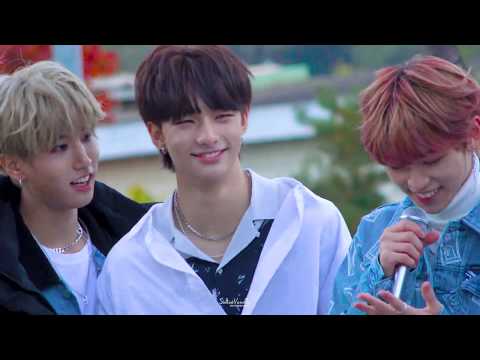 181027  StrayKids 현진이 추워요  ㅜㅜ 스트레이키즈 미니팬미팅