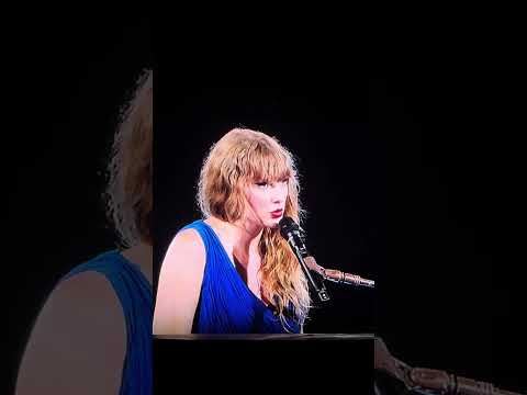 Begin Again/Paris (Taylor Swift) - The Eras Tour (Paris N4) - Surprise Song