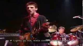 Style Council - Walls Come Tumbling Down