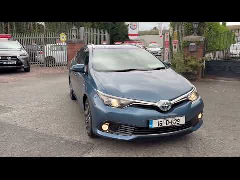 2016 Toyota Auris TOURING Sol 1.8 Petrol Hybrid - Image 2