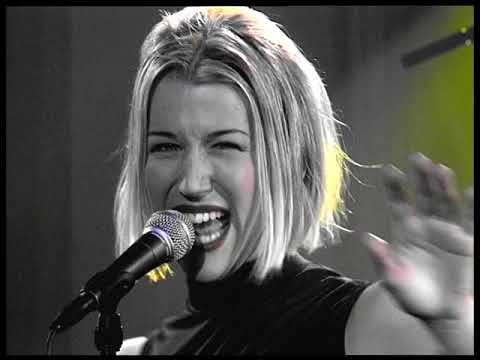 Djam & Fam - Rai Derli (live at Nulle Part Ailleurs)