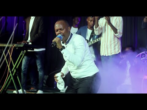 Sinibwira ko nakumenye/ Mpishurira uwawe mutima/ Urandengera muvyo ukora - Pastor Lopez NININAHAZWE