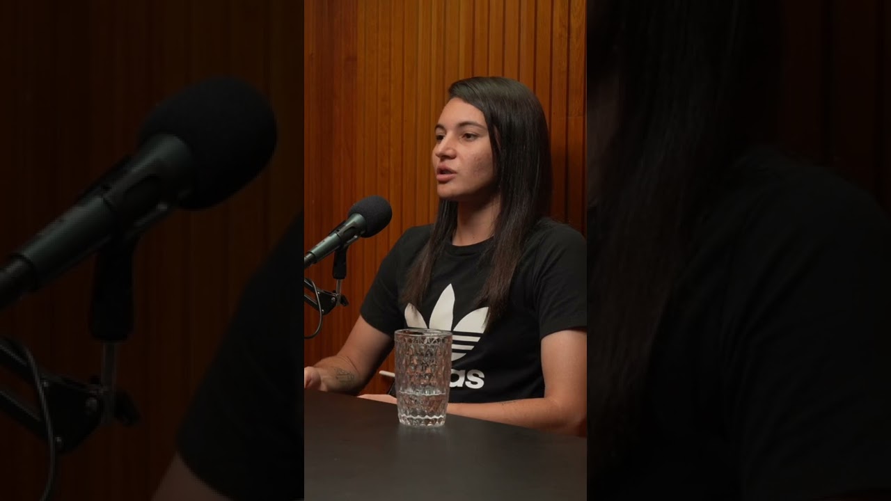 LORENA SILVA - goleira da seleção brasileira de futebol