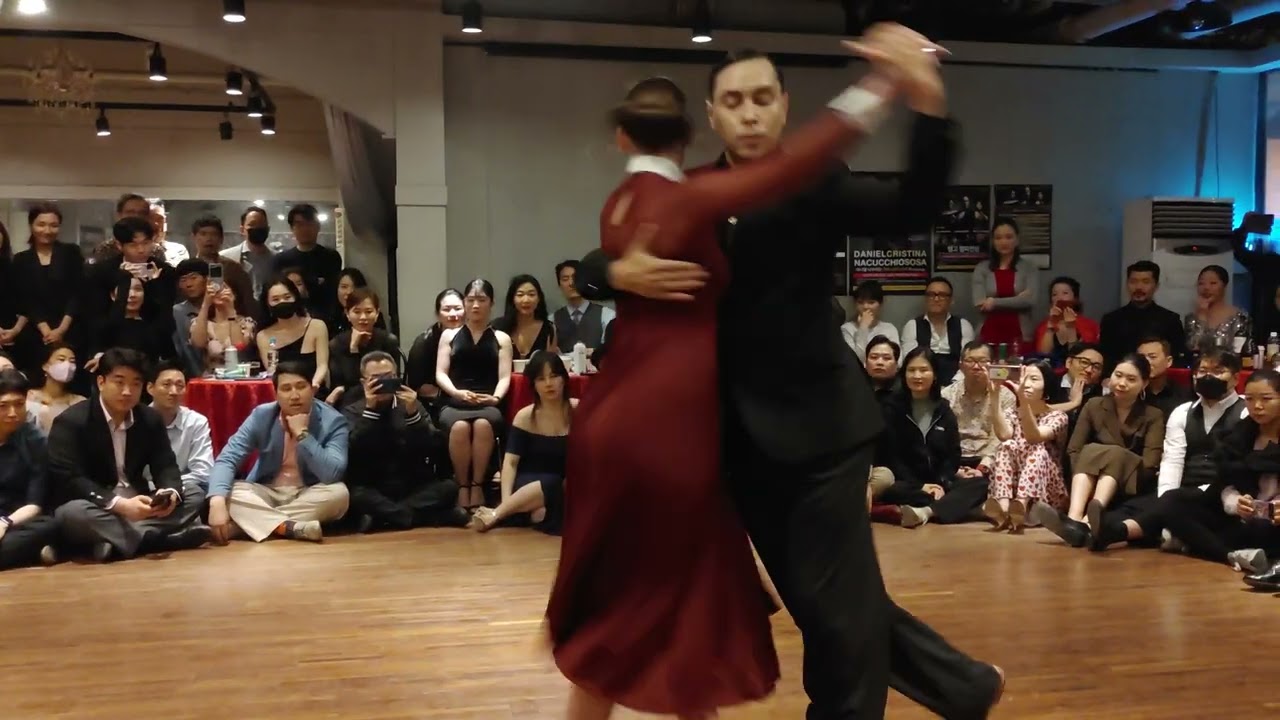 [Ricardo Tanturi, Alberto Castillo - Pocas Palabras] Suyay Quiroga & Jonny Carvajal